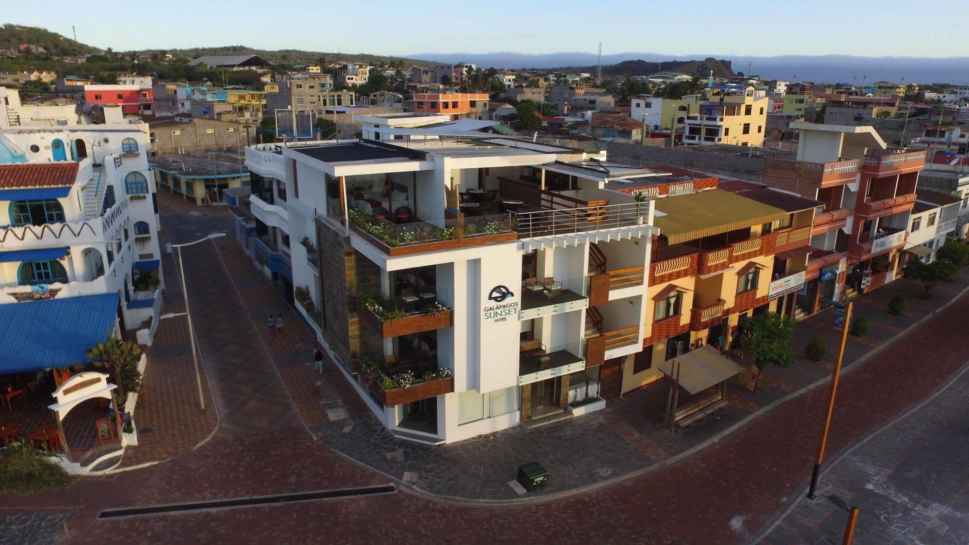 Galapagos Sunset Hotel Puerto Baquerizo Moreno Exterior photo